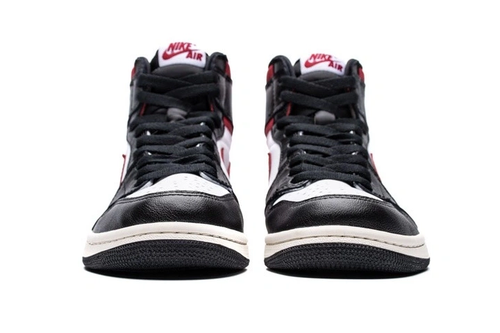 Black 555088-061 1 Jordan Gym  Retro Red High 0112